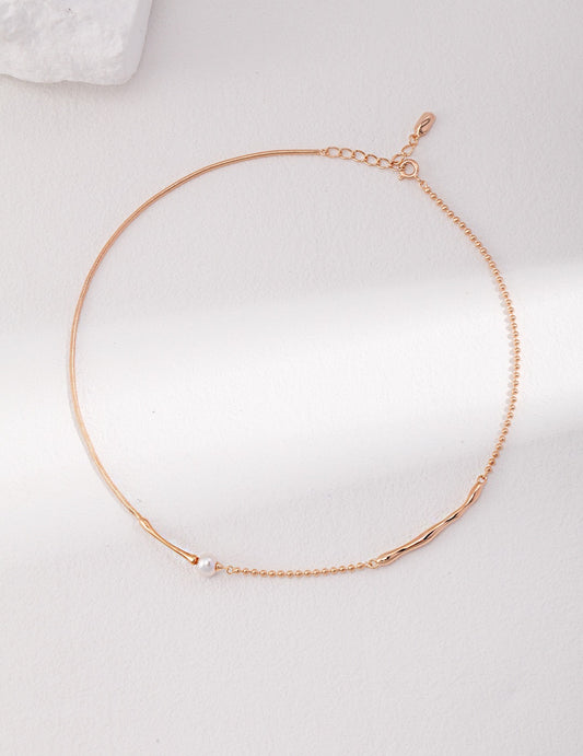 Alba Necklace