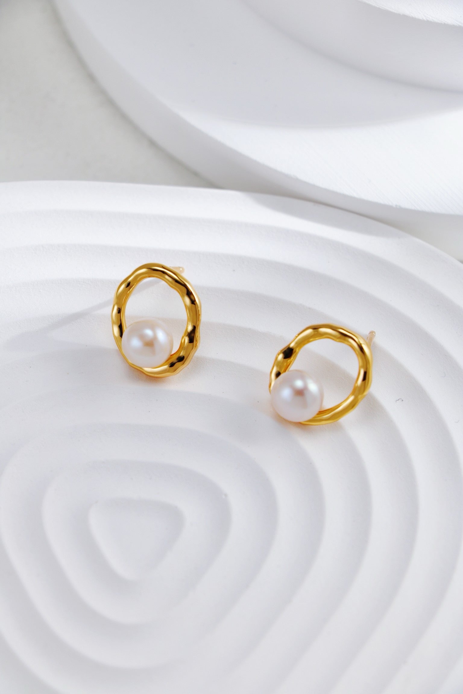 Vellum Earring