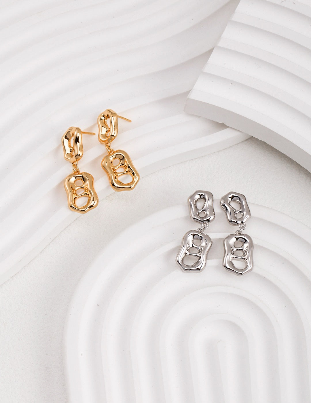 Forma Earring