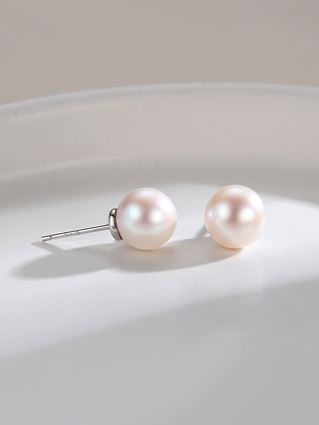 Ivory Echo Earring