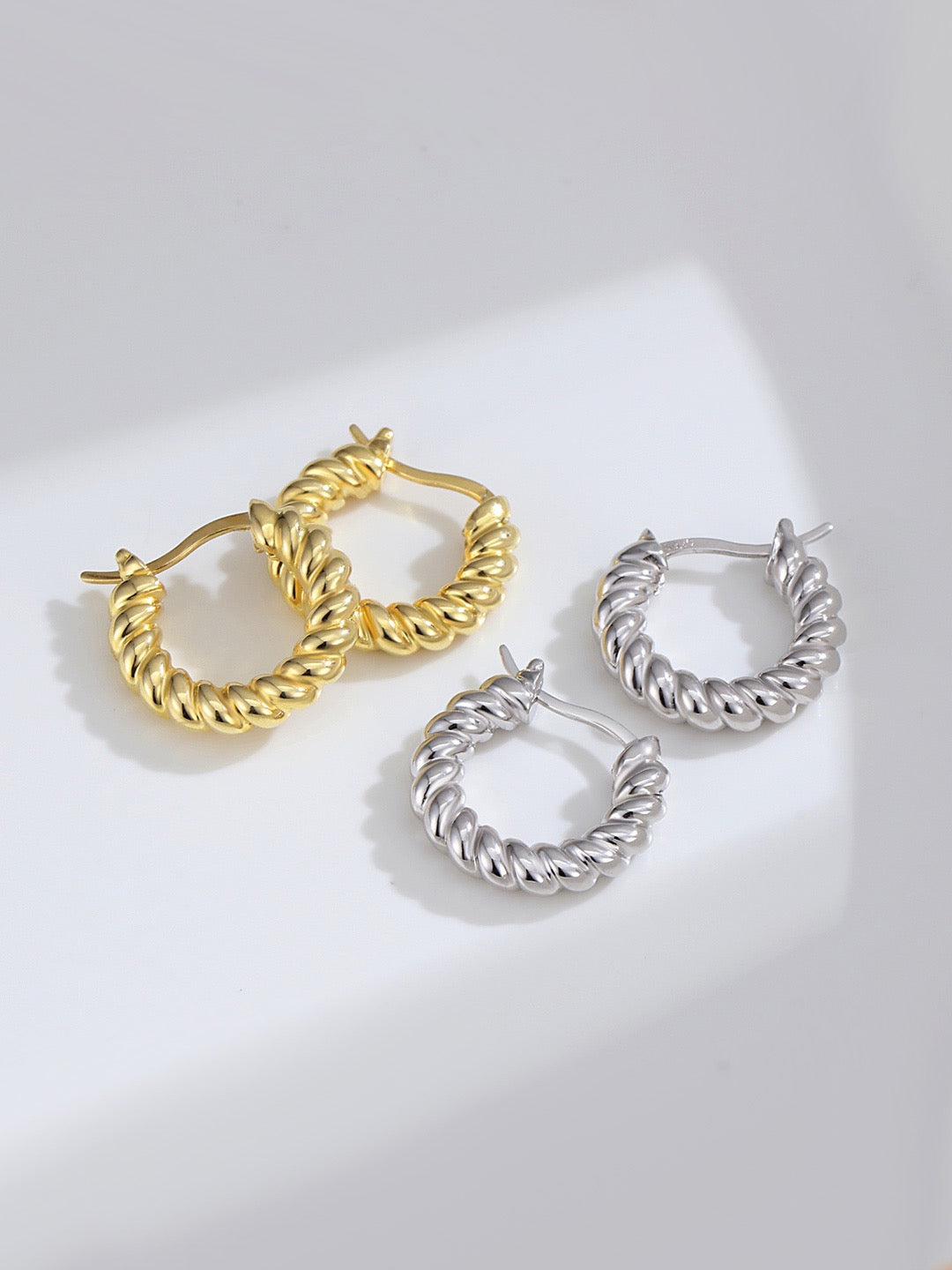Coil Me Up Earring