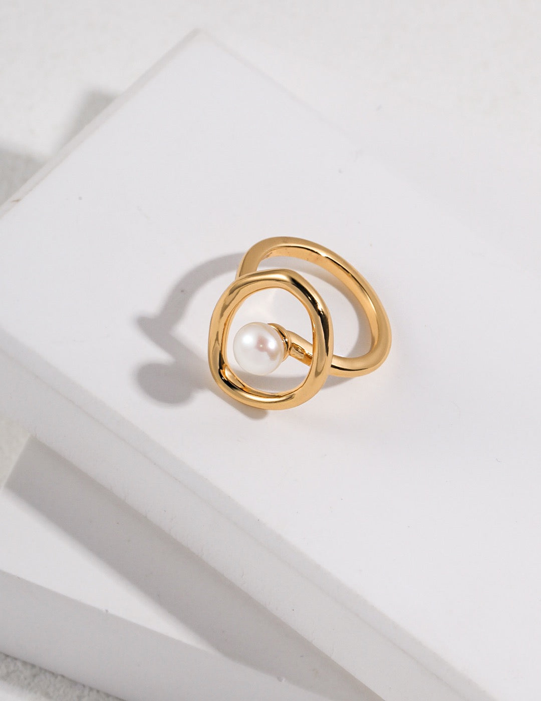 Ellipse Ring