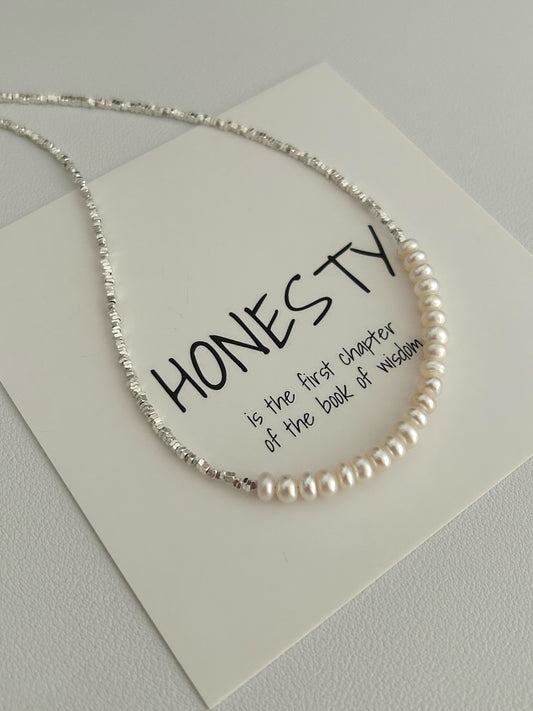 Clara Necklace