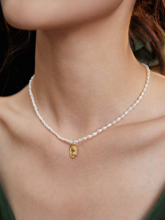 Ode Necklace
