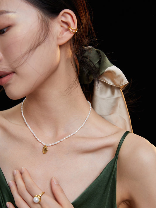 Ode Necklace