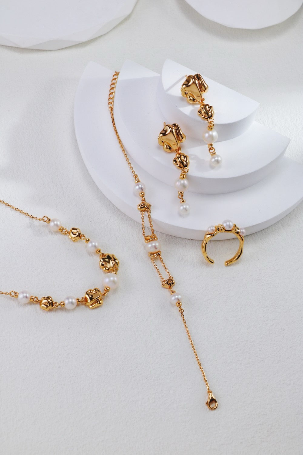 Velia Bracelet
