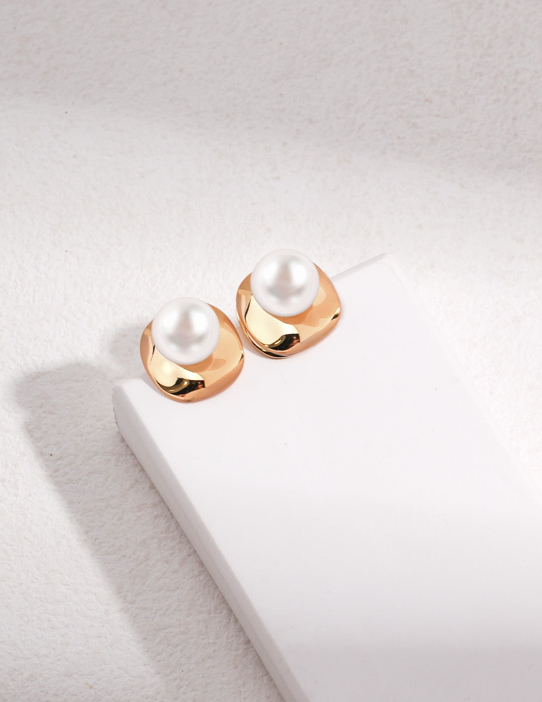 Eclipse Earring