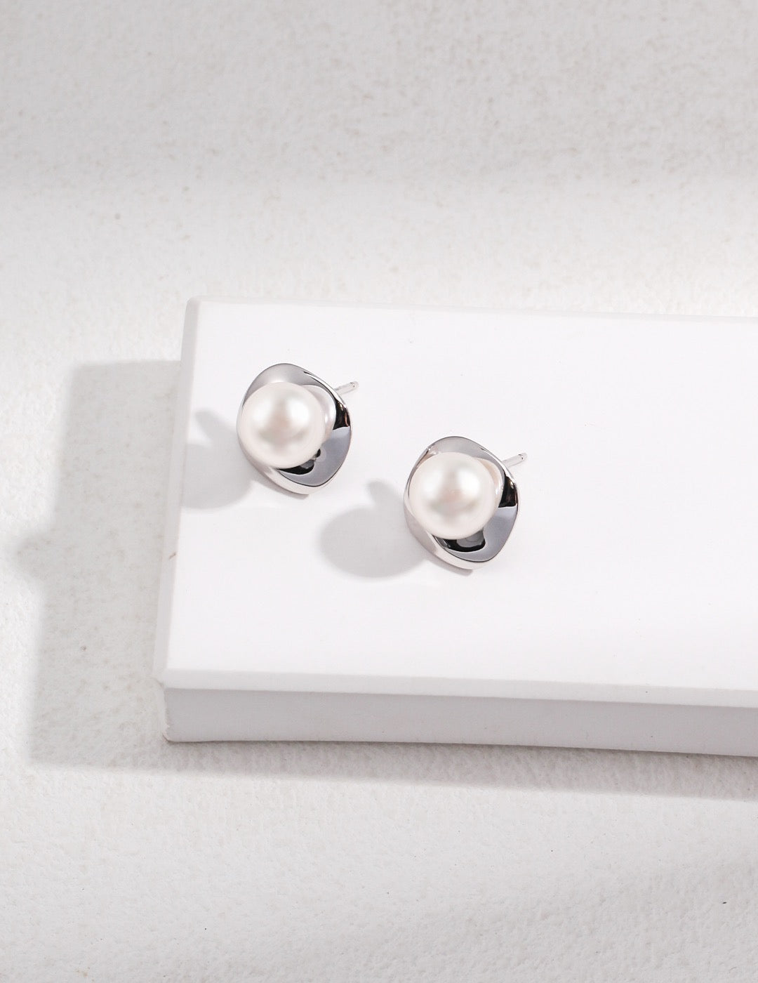 Eclipse Earring